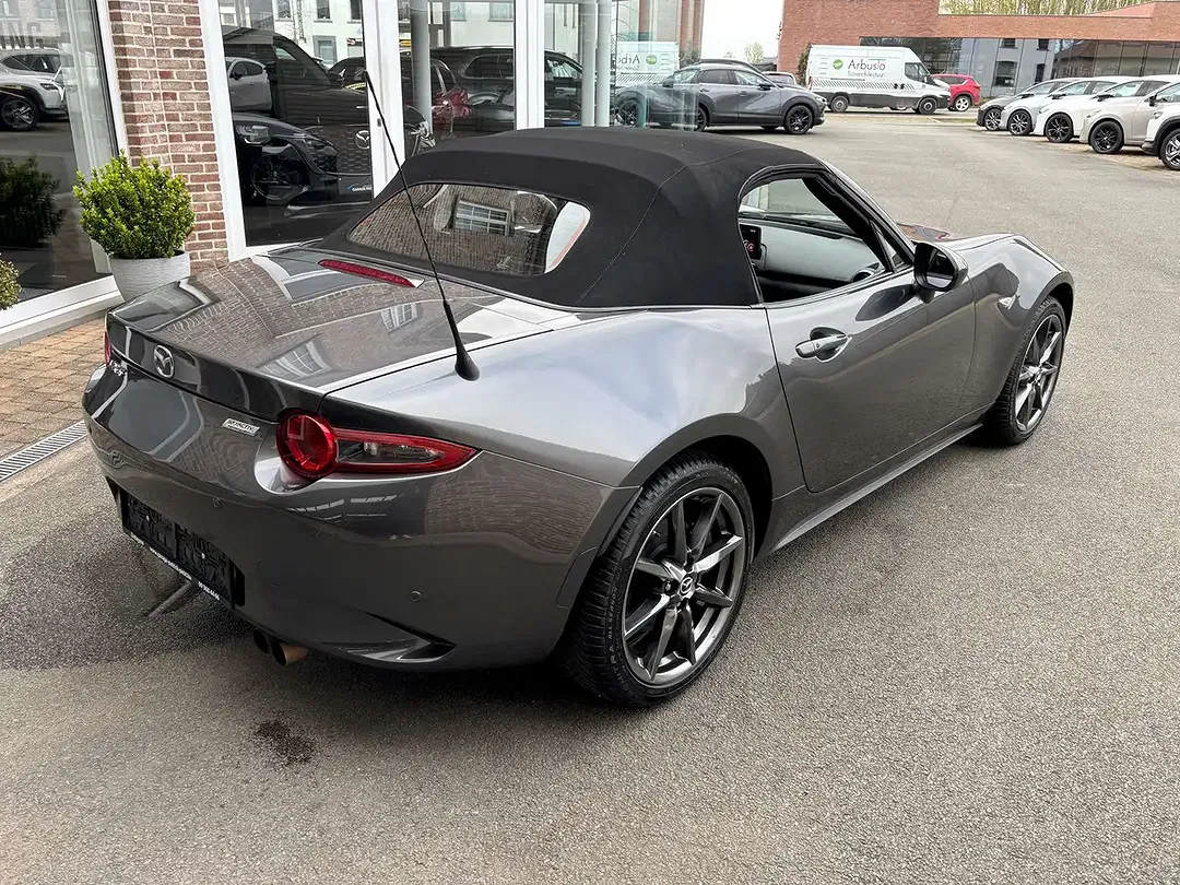 Mazda MX-5 - Thumbnail 8