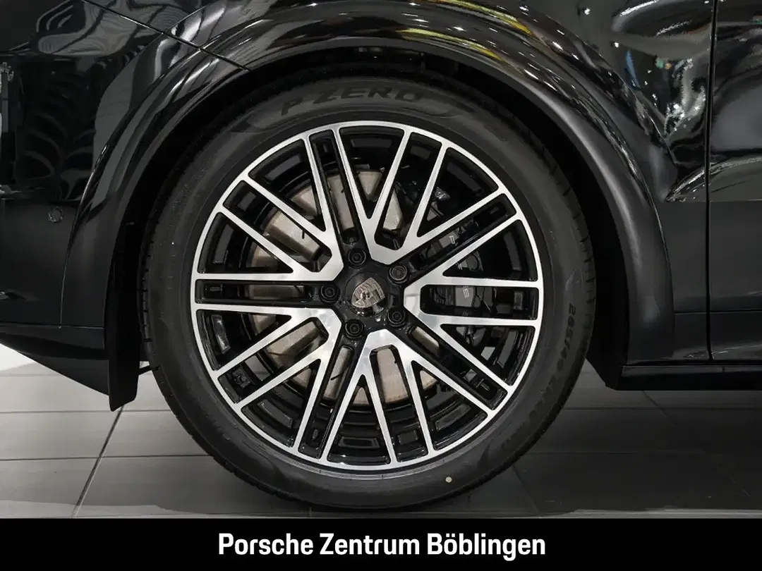 Porsche Cayenne - Thumbnail 14