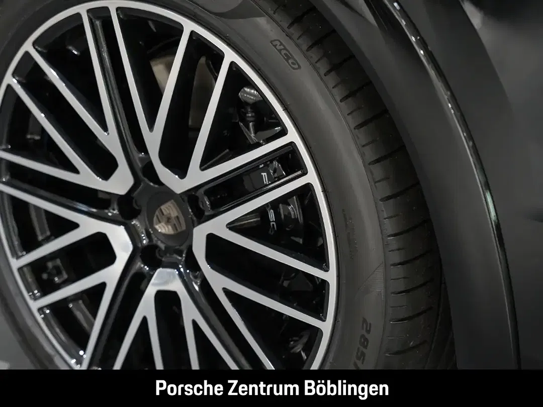 Porsche Cayenne - Thumbnail 15