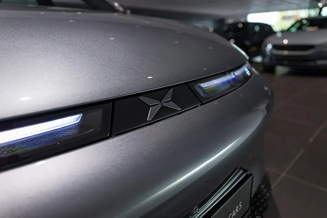 Xpeng G6 - Thumbnail 9
