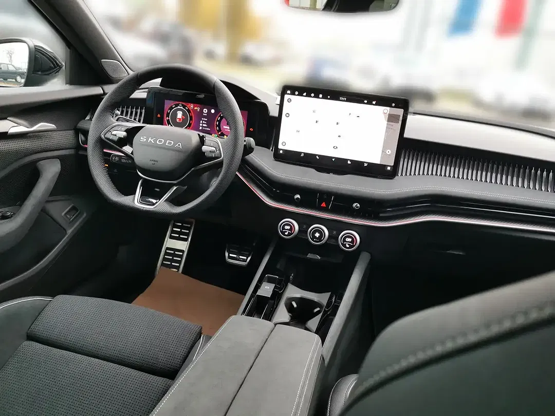 Skoda Superb - Thumbnail 9
