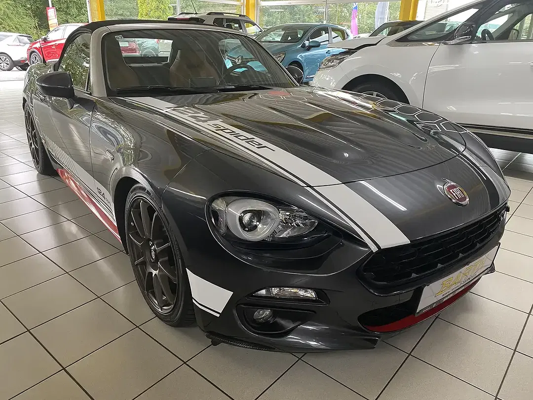Fiat 124 Spider - Thumbnail 4