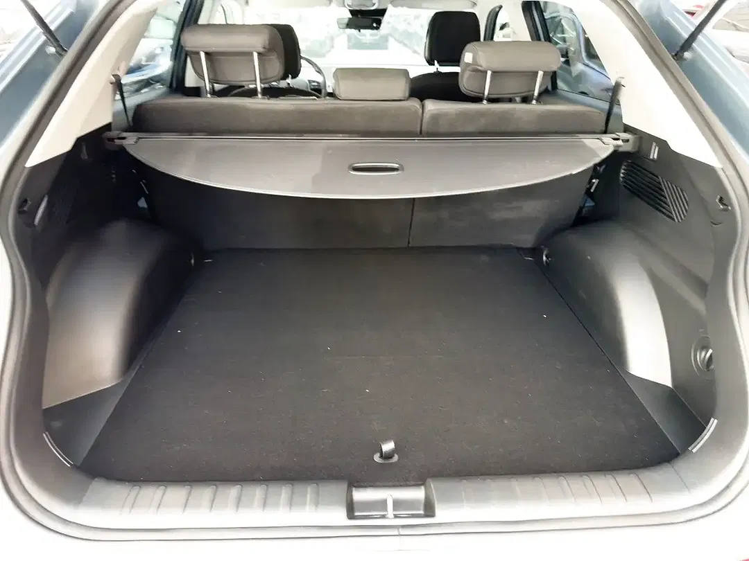 Hyundai IONIQ 5 - Thumbnail 6