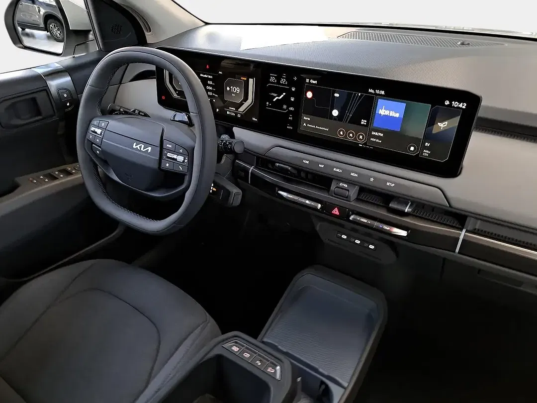 Kia EV3 - Thumbnail 8