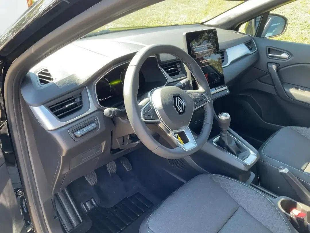 Renault Captur - Thumbnail 8