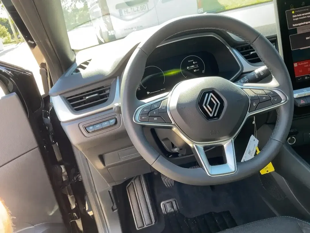 Renault Captur - Thumbnail 9