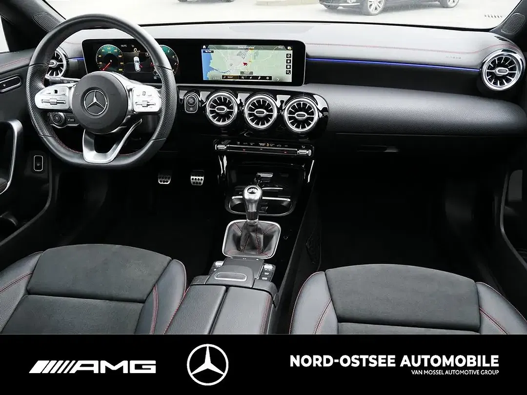 Mercedes-Benz CLA 200 - Thumbnail 12