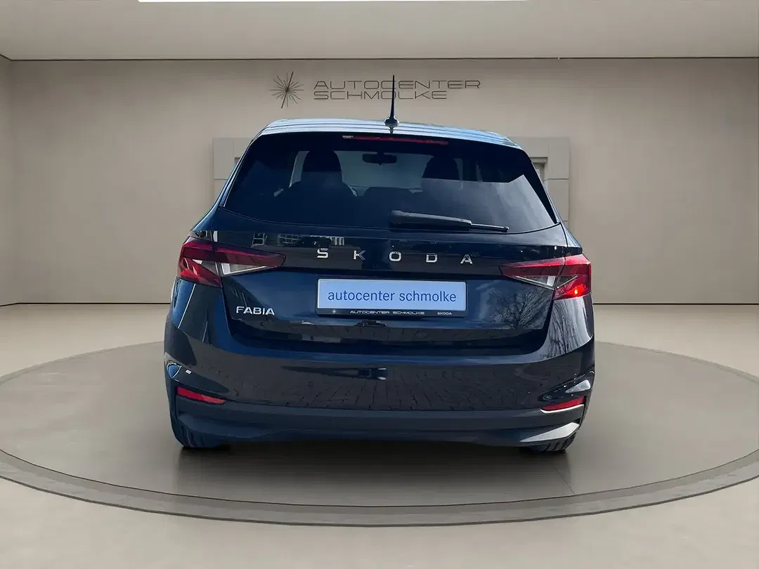 Skoda Fabia - Thumbnail 4