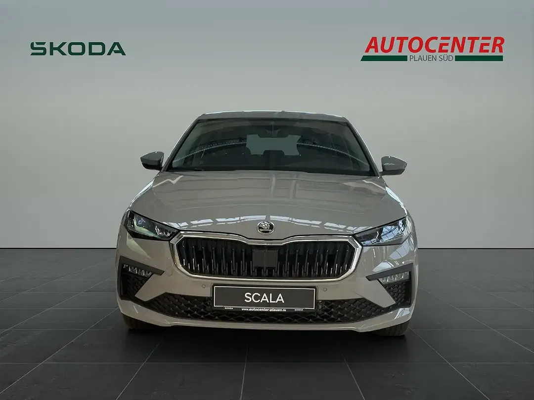 Skoda Scala - Thumbnail 2
