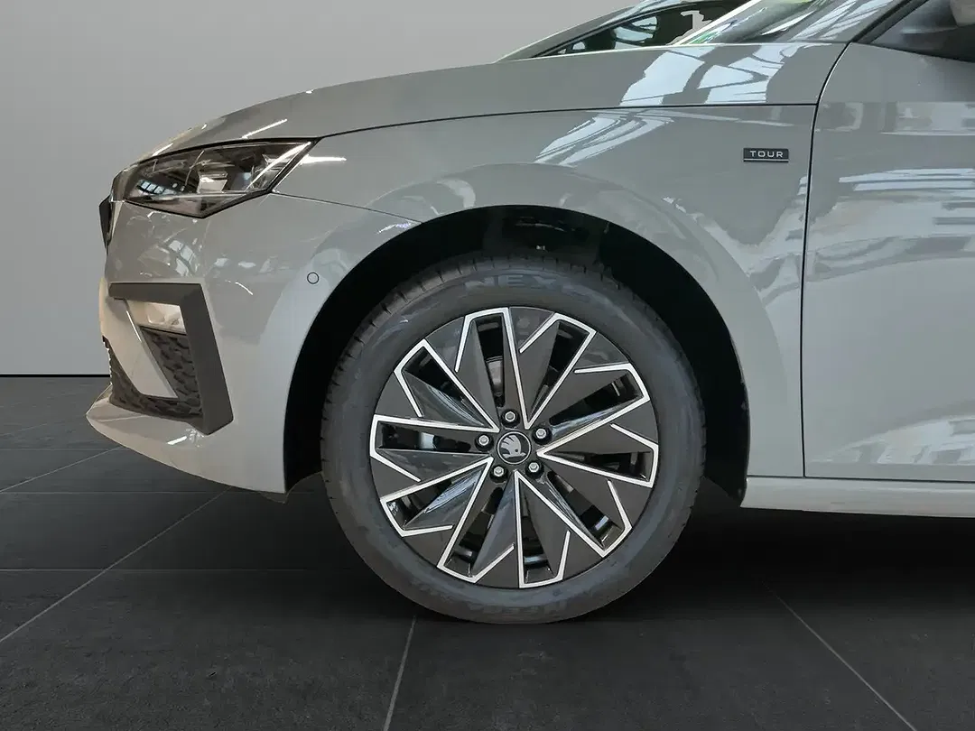 Skoda Scala - Thumbnail 5