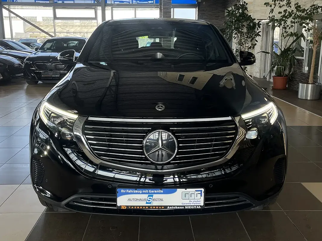 Mercedes-Benz EQC 400 - Thumbnail 2