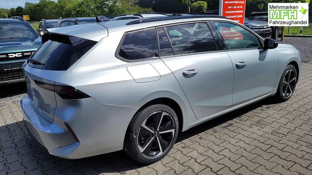 Opel Astra - Thumbnail 4