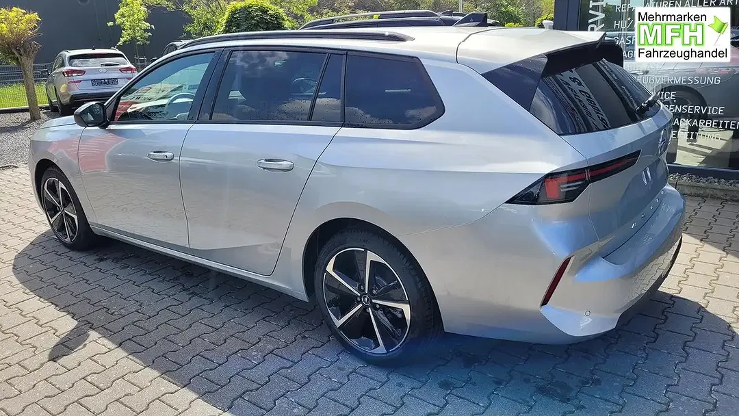 Opel Astra - Thumbnail 6