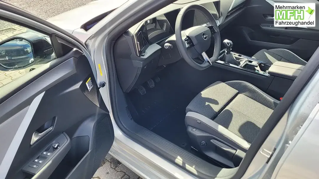 Opel Astra - Thumbnail 7