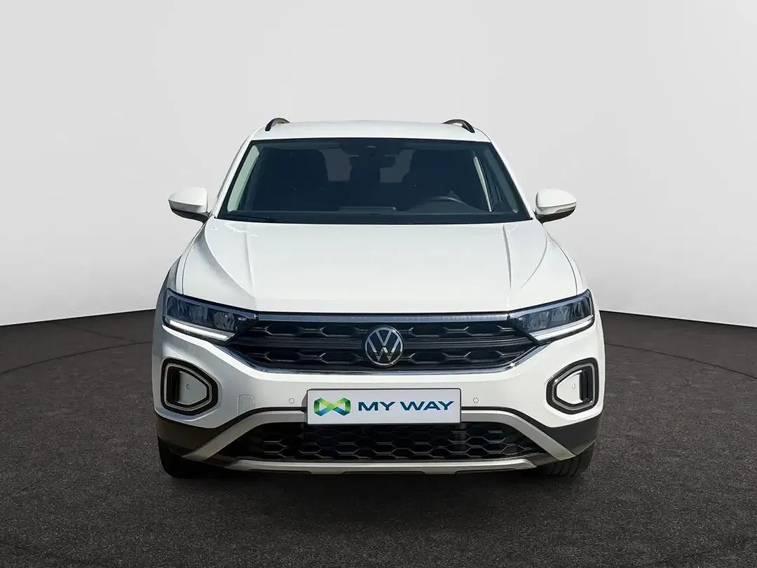 Volkswagen T-Roc - Thumbnail 4