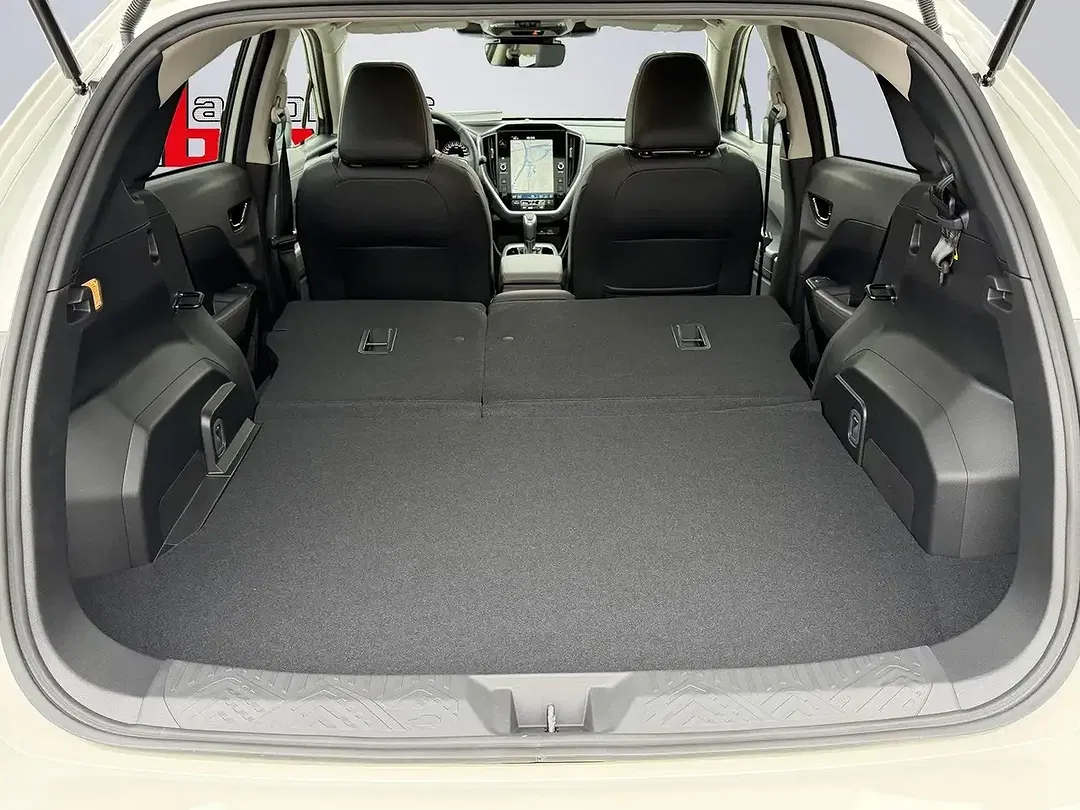 Subaru Crosstrek - Thumbnail 13