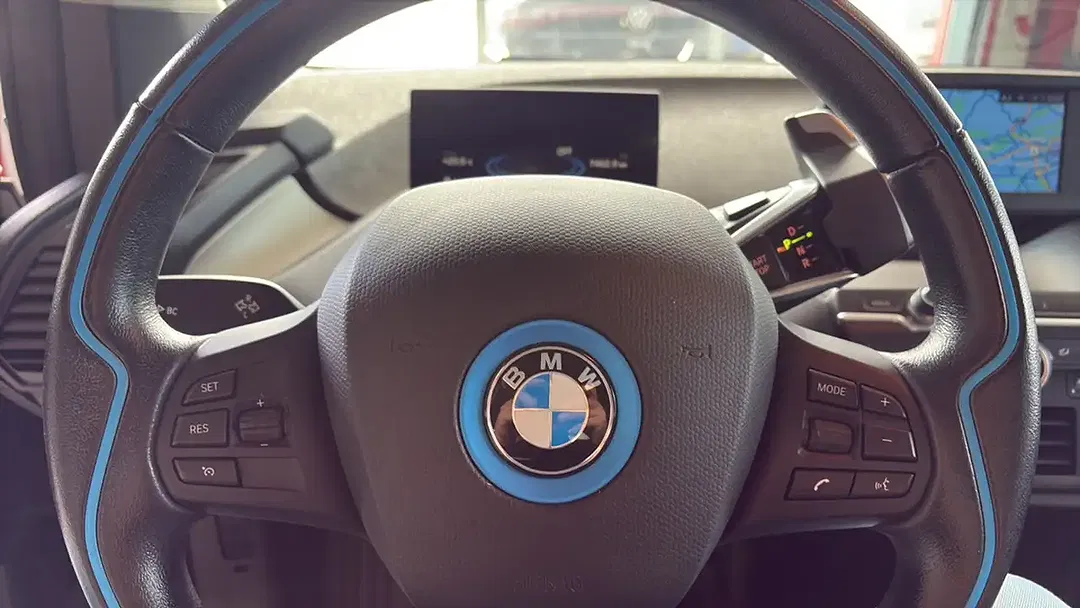 BMW i3 - Thumbnail 12