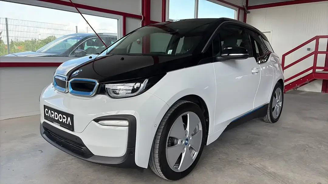 BMW i3 - Thumbnail 2