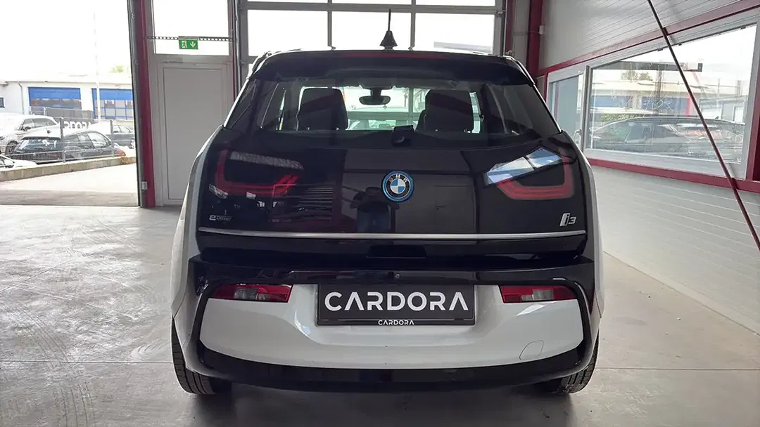 BMW i3 - Thumbnail 5