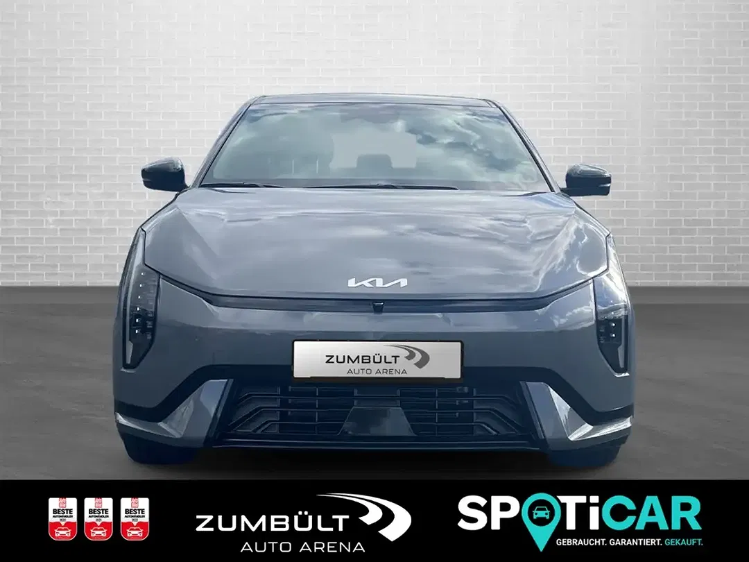 Kia EV4 - Thumbnail 2