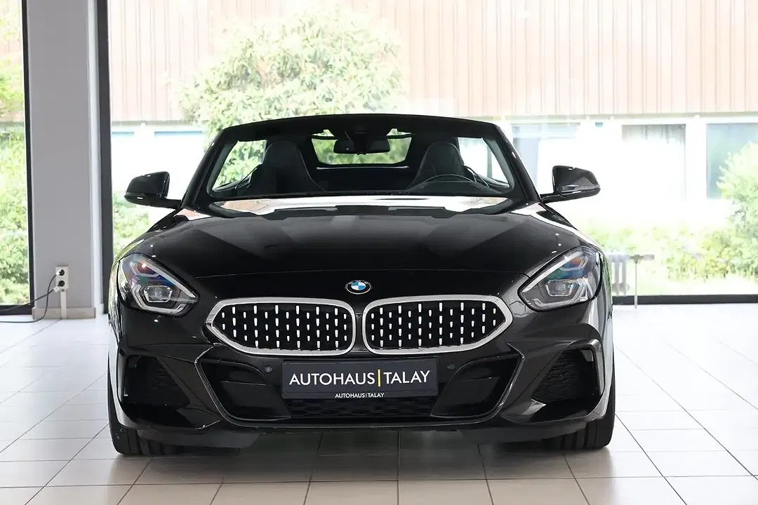 BMW Z4 - Thumbnail 3