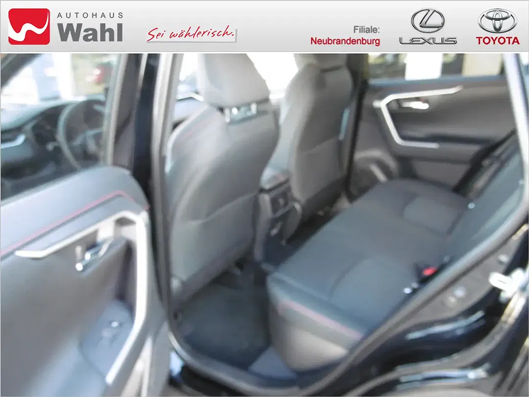 Toyota RAV 4 - Thumbnail 11