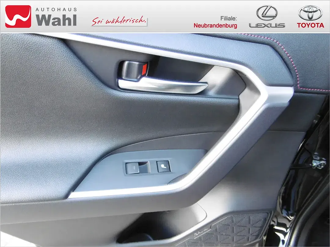 Toyota RAV 4 - Thumbnail 12