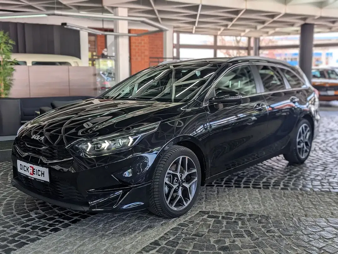 Kia Ceed / cee'd - Thumbnail 3