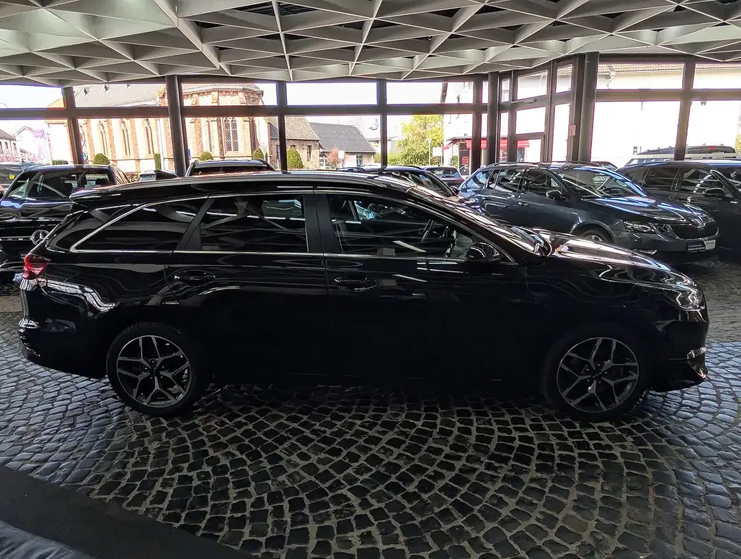 Kia Ceed / cee'd - Thumbnail 8