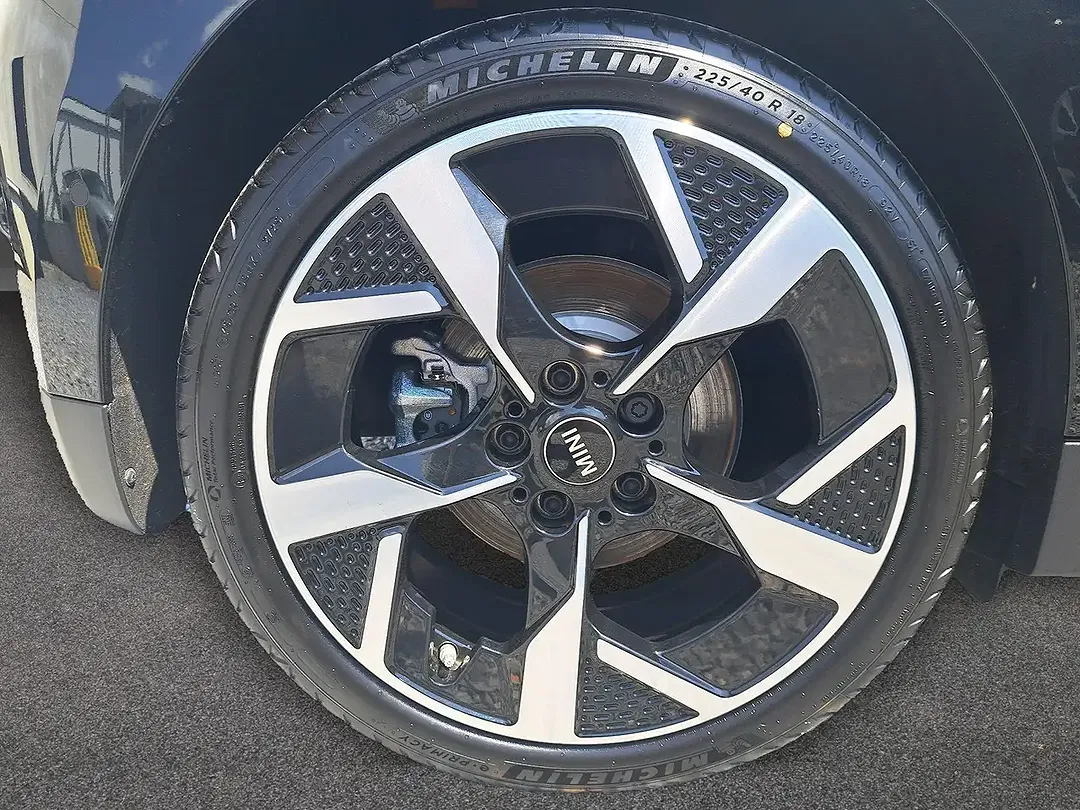 MINI Cooper SE - Thumbnail 7