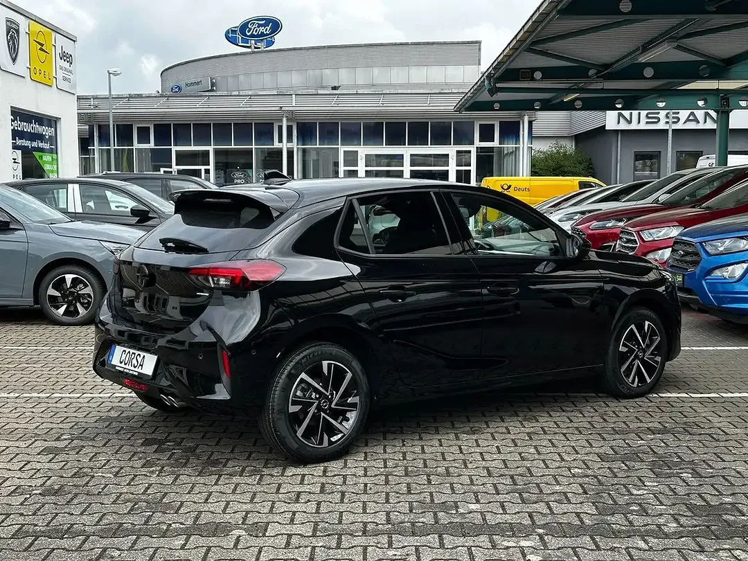 Opel Corsa - Thumbnail 3