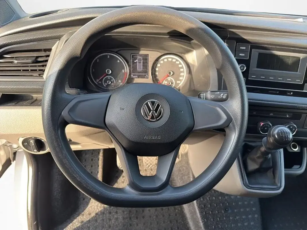 Volkswagen Transporter - Thumbnail 11