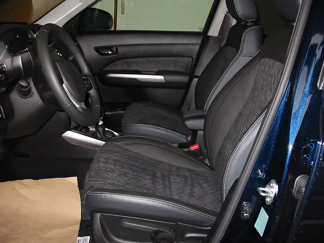 Suzuki Vitara - Thumbnail 7