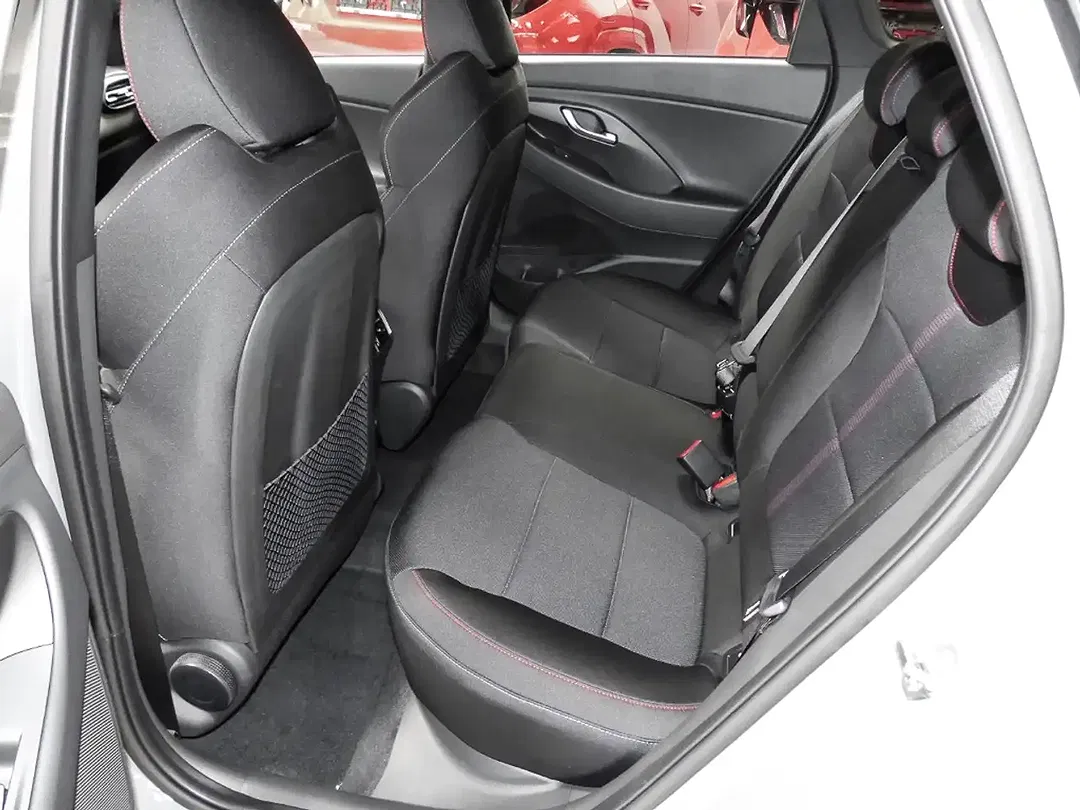 Hyundai i30 - Thumbnail 14