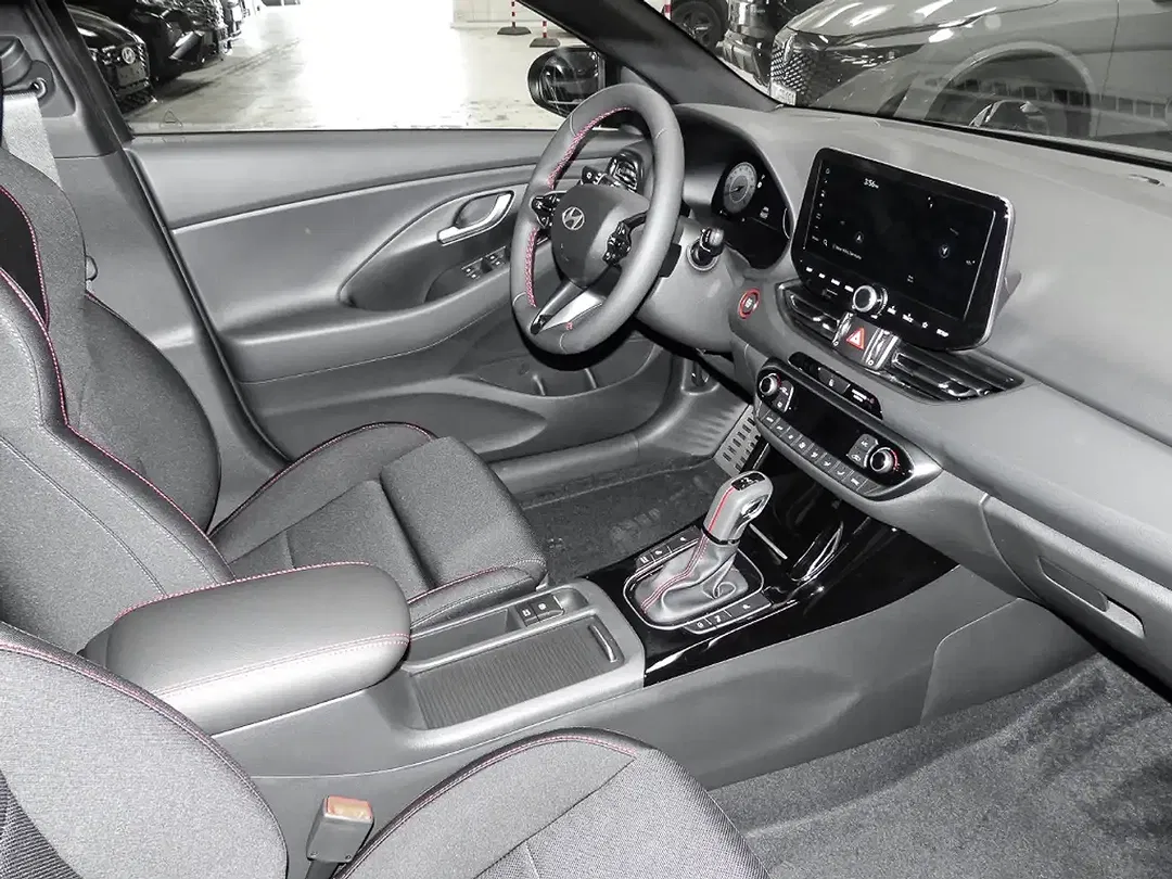 Hyundai i30 - Thumbnail 4
