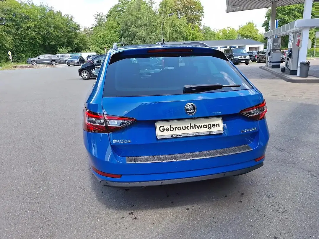 Skoda Superb - Thumbnail 13
