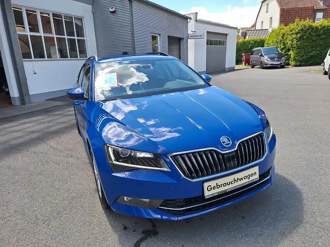 Skoda Superb - Thumbnail 6