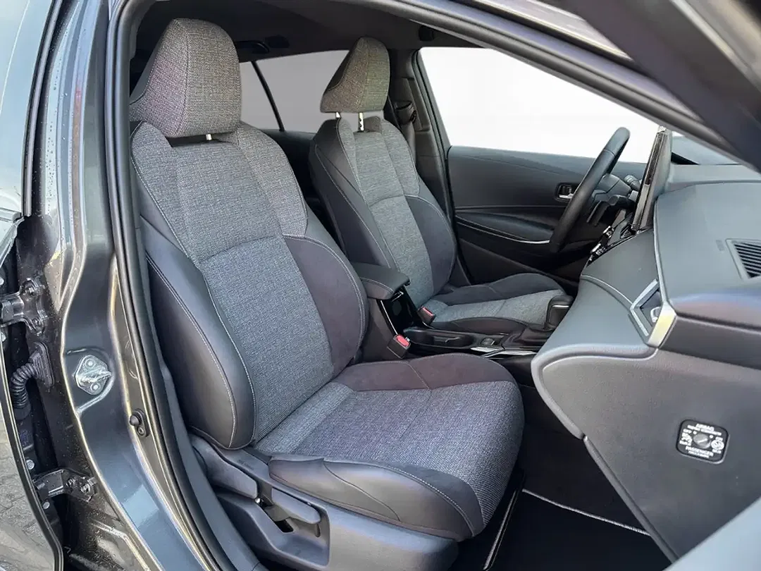 Toyota Corolla - Thumbnail 15