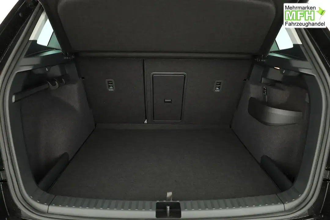 Skoda Karoq - Thumbnail 12