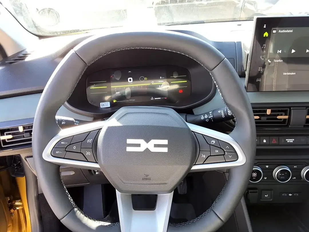 Dacia Sandero - Thumbnail 8