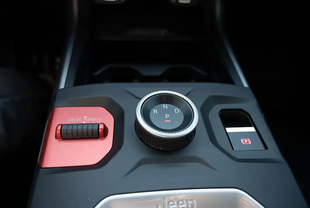 Jeep Compass - Thumbnail 11