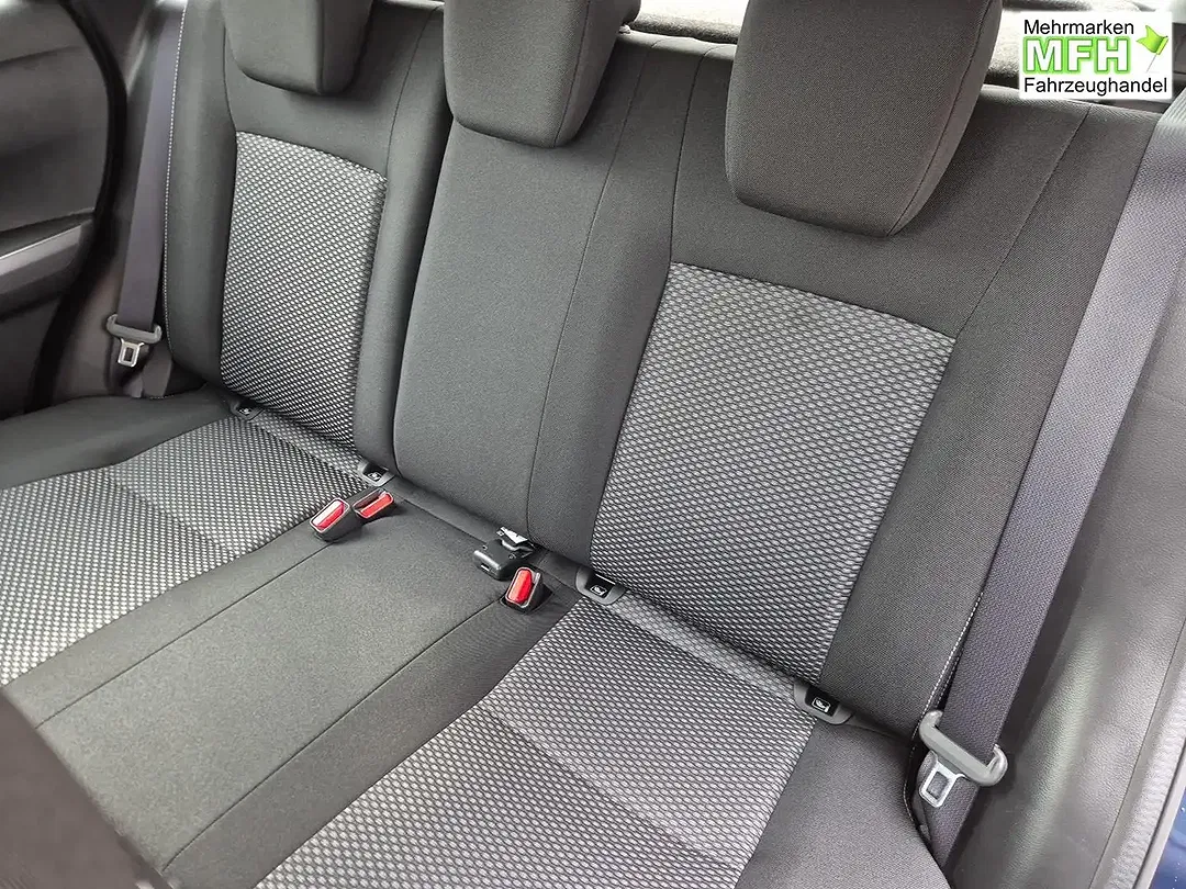 Suzuki Vitara - Thumbnail 12