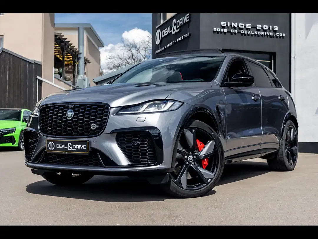 Jaguar F-Pace - Thumbnail 1