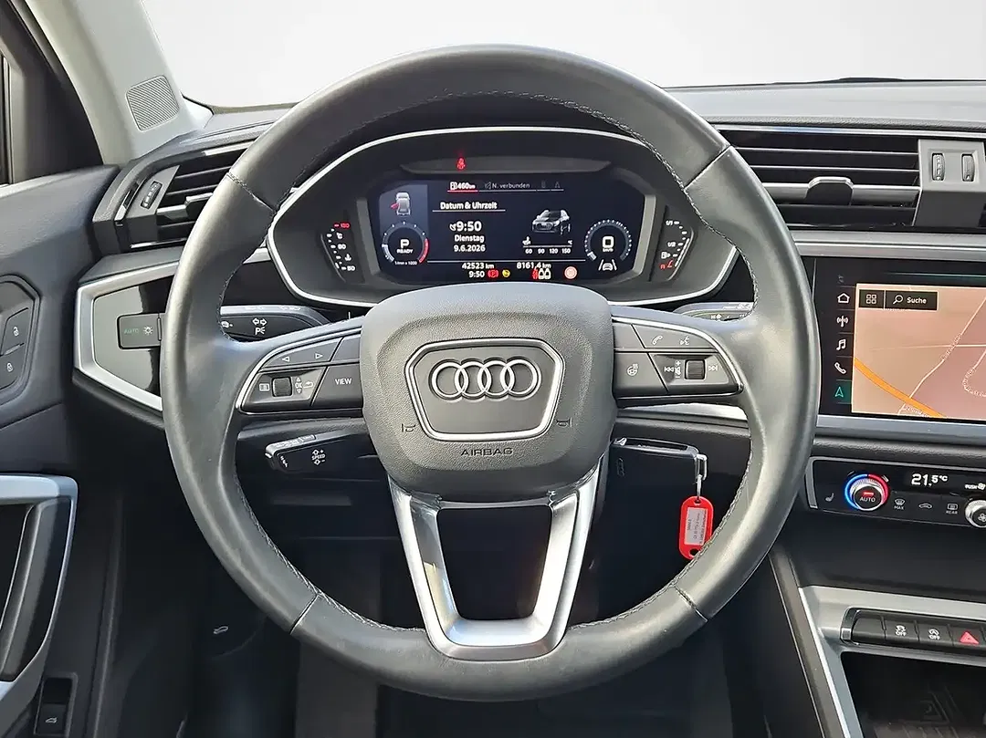 Audi Q3 - Thumbnail 8