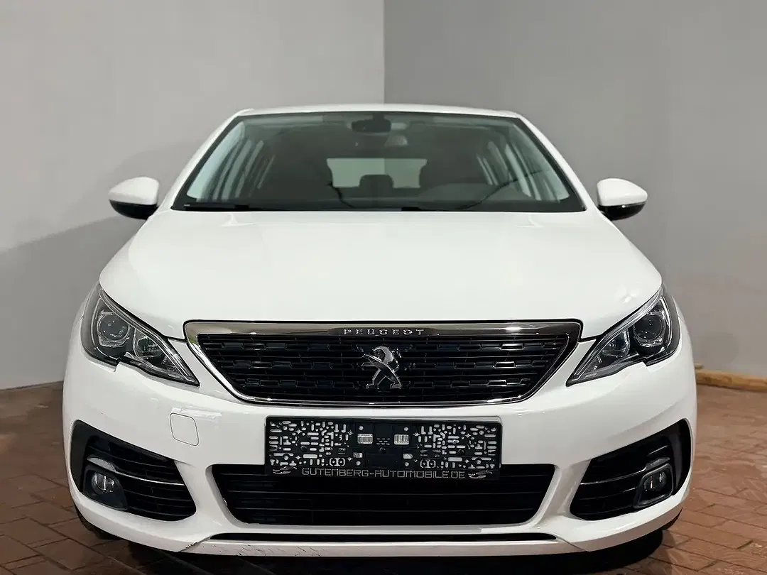 Peugeot 308 - Thumbnail 3