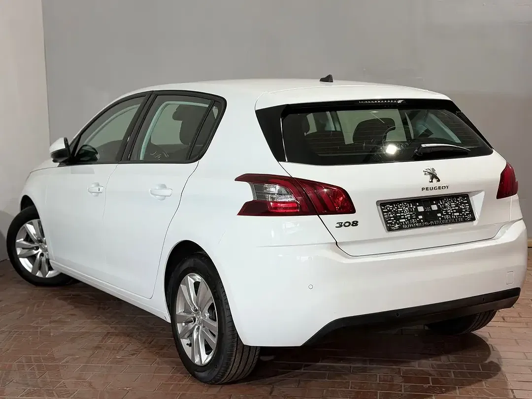 Peugeot 308 - Thumbnail 7