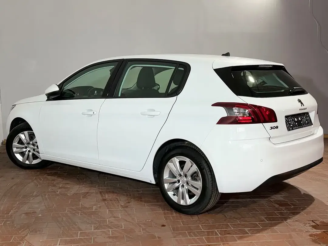 Peugeot 308 - Thumbnail 8