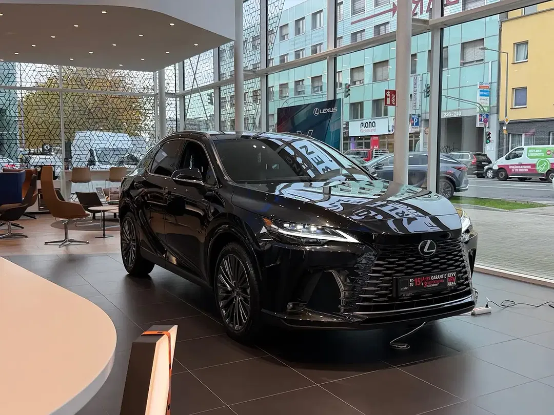 Lexus RX 450h - Thumbnail 3