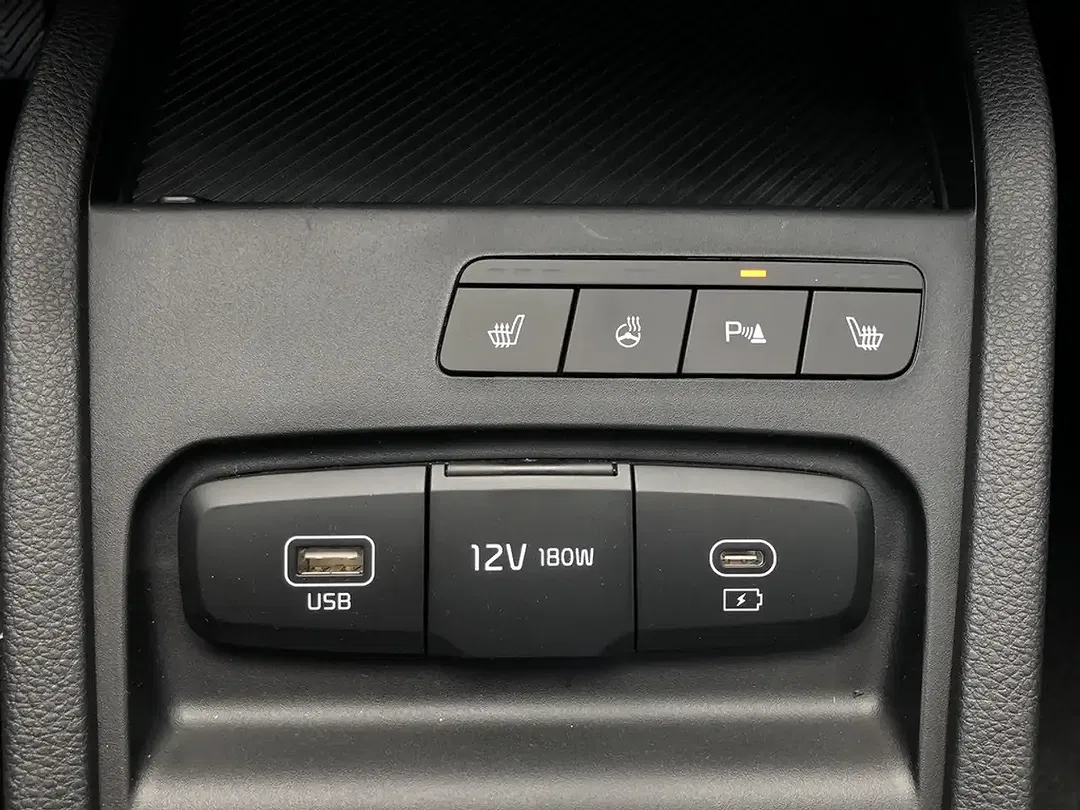Kia Stonic - Thumbnail 13