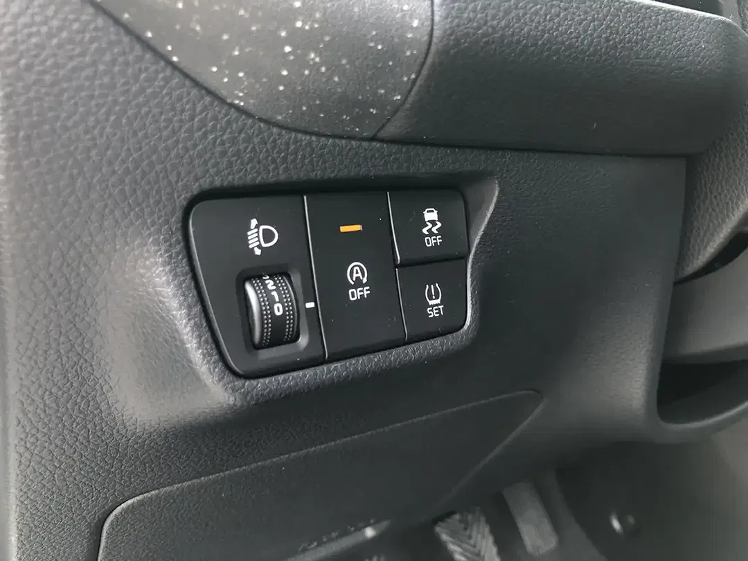 Kia Stonic - Thumbnail 15